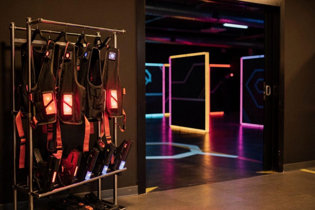 Ablauf und Kontakt – vom Erstkontakt bis zum Spielfeld – JunggesellenabschiedsProfi (OUTGUN Lasertag)